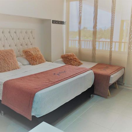 Apartamento Frente Al Malecon Guatapé Exterior foto